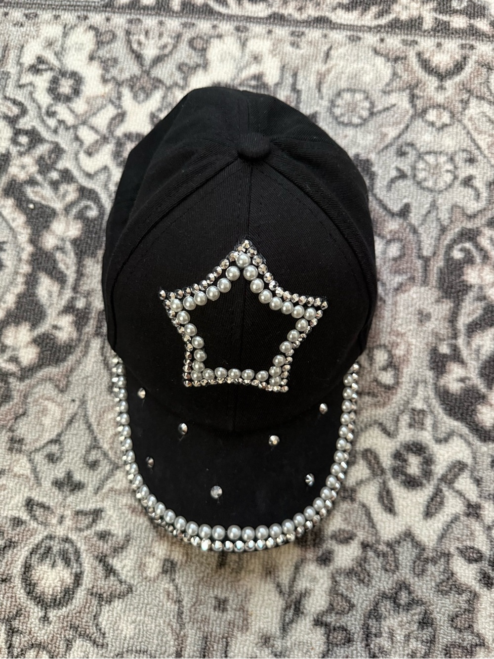 Black Pearl-Embellished Star Baseball Cap
